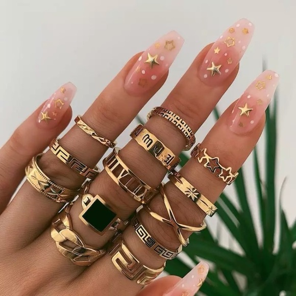 Jewelry - Stackable Gold And Black Rings